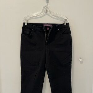 Gloria Vanderbilt Black Skinny Capri Jeans w/Embellished Back Pockets
